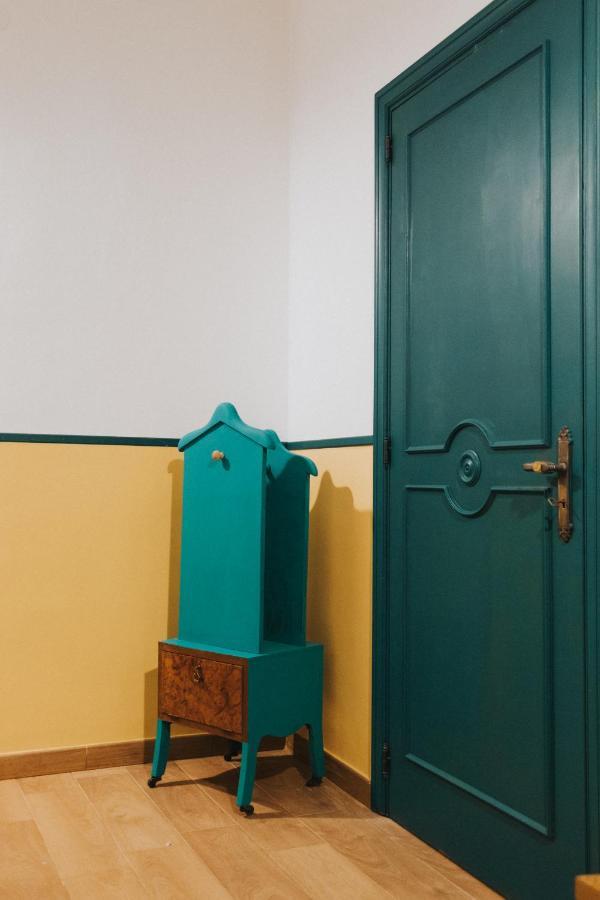 Habari We Dorm Hostel Luaran gambar