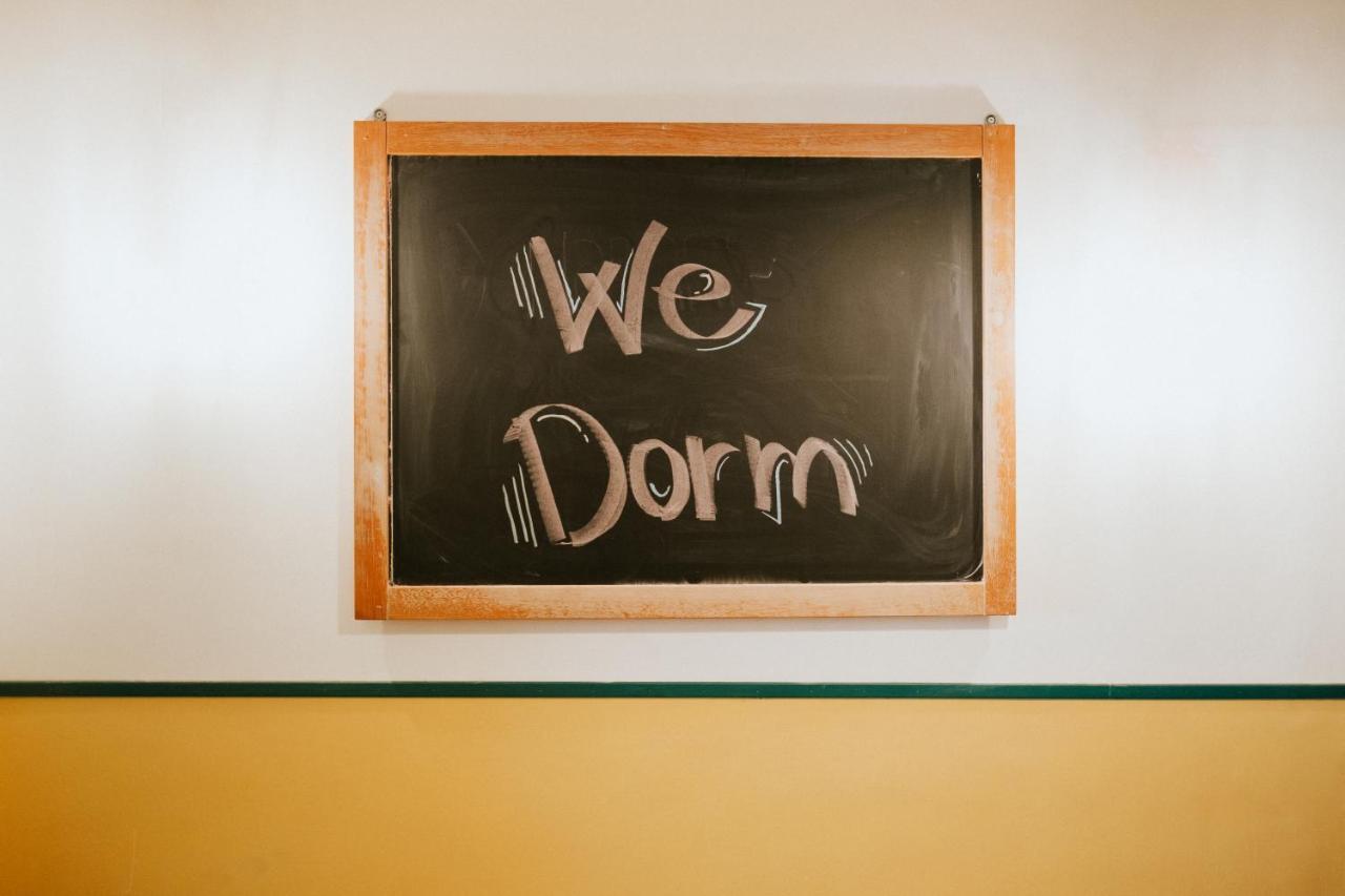 Habari We Dorm Hostel Luaran gambar